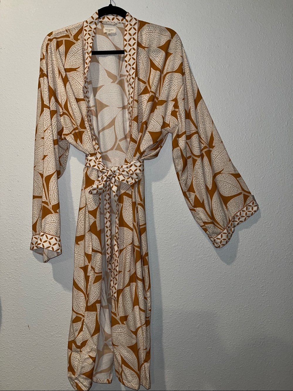 Cost Plus World Market Cream & Rust Botanical Rayon Robe
OS - Picture 7 of 13